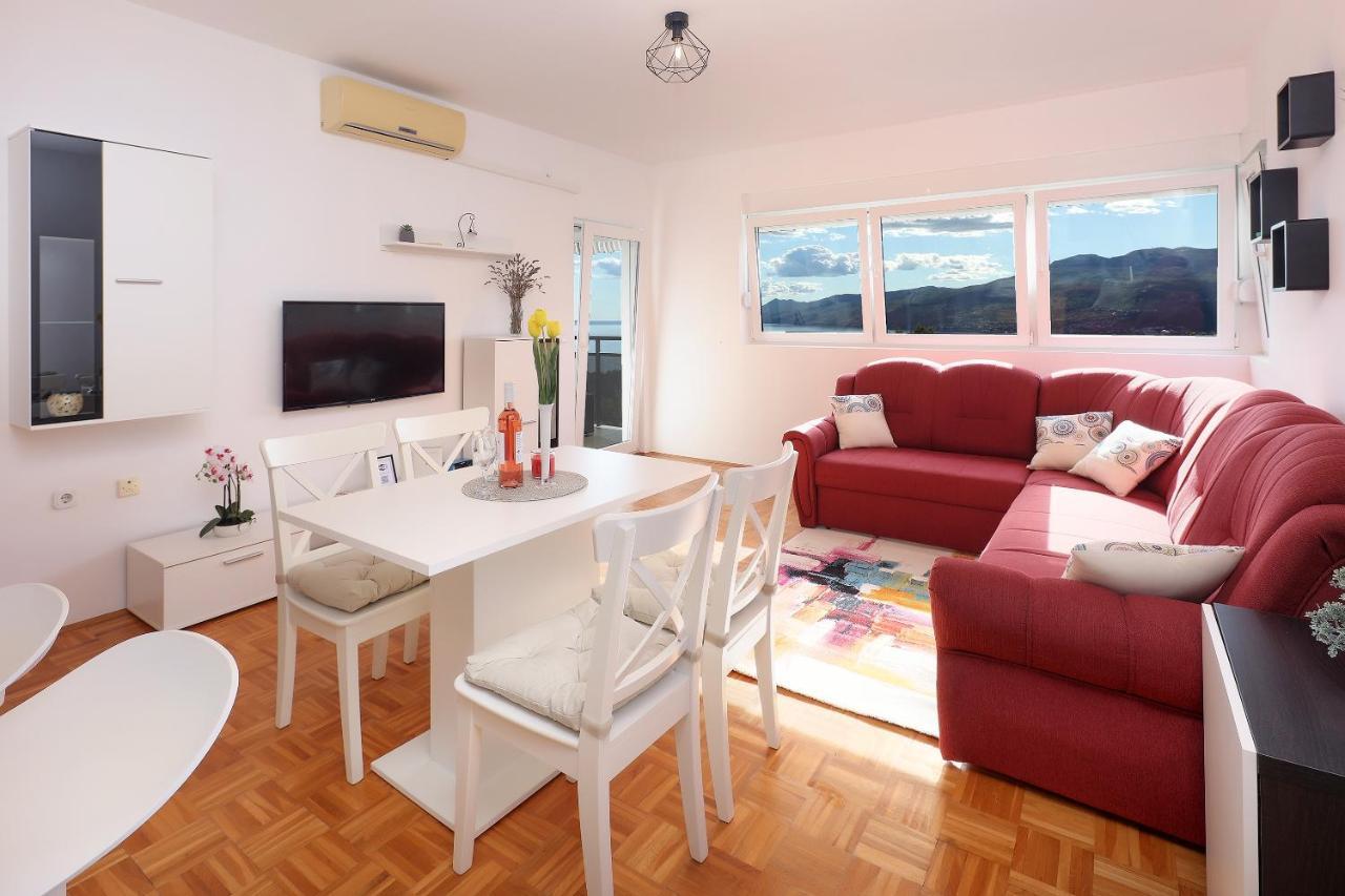 Apartment Leon - Sea View Рийека Екстериор снимка