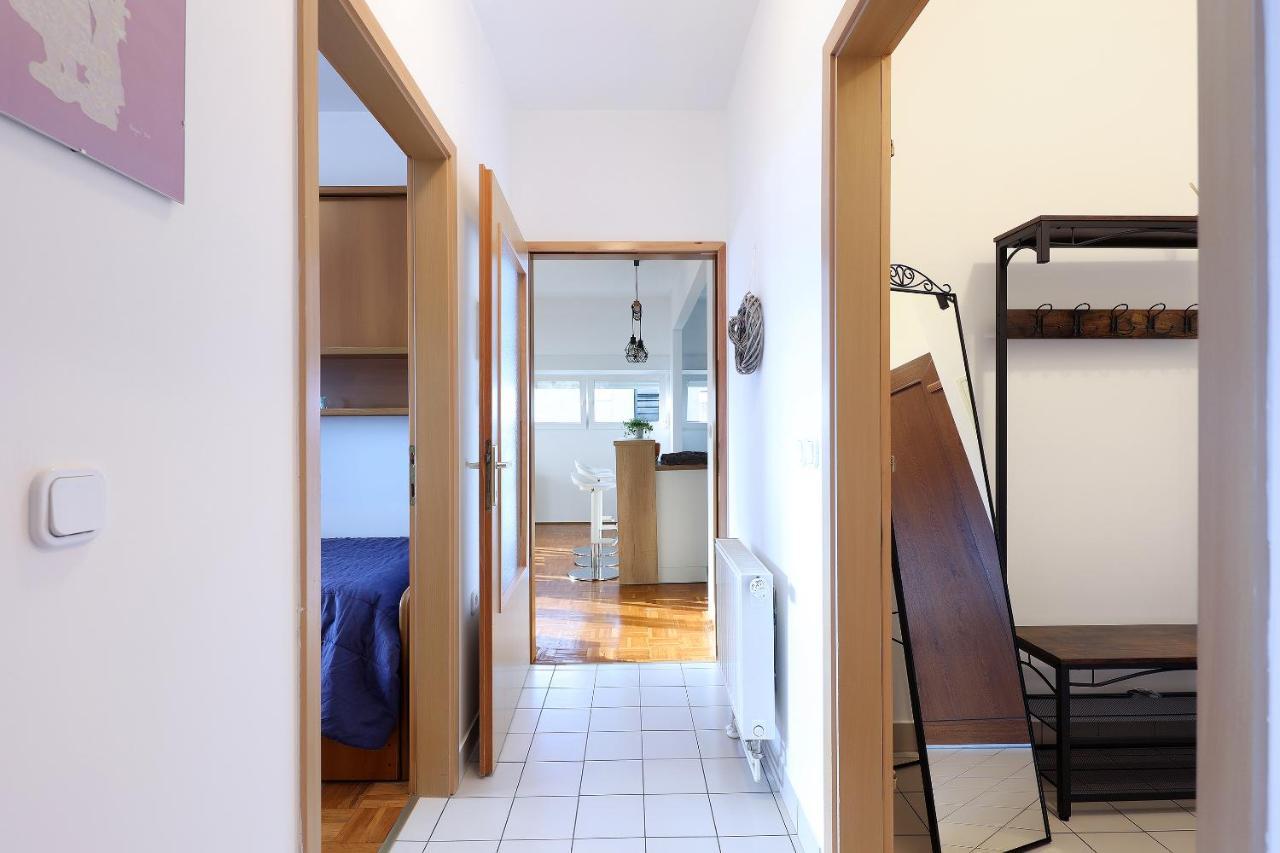 Apartment Leon - Sea View Рийека Екстериор снимка